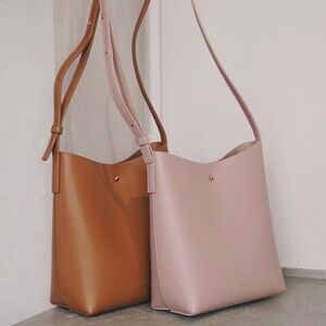 4 for $40 🤍Samara shoulder bag